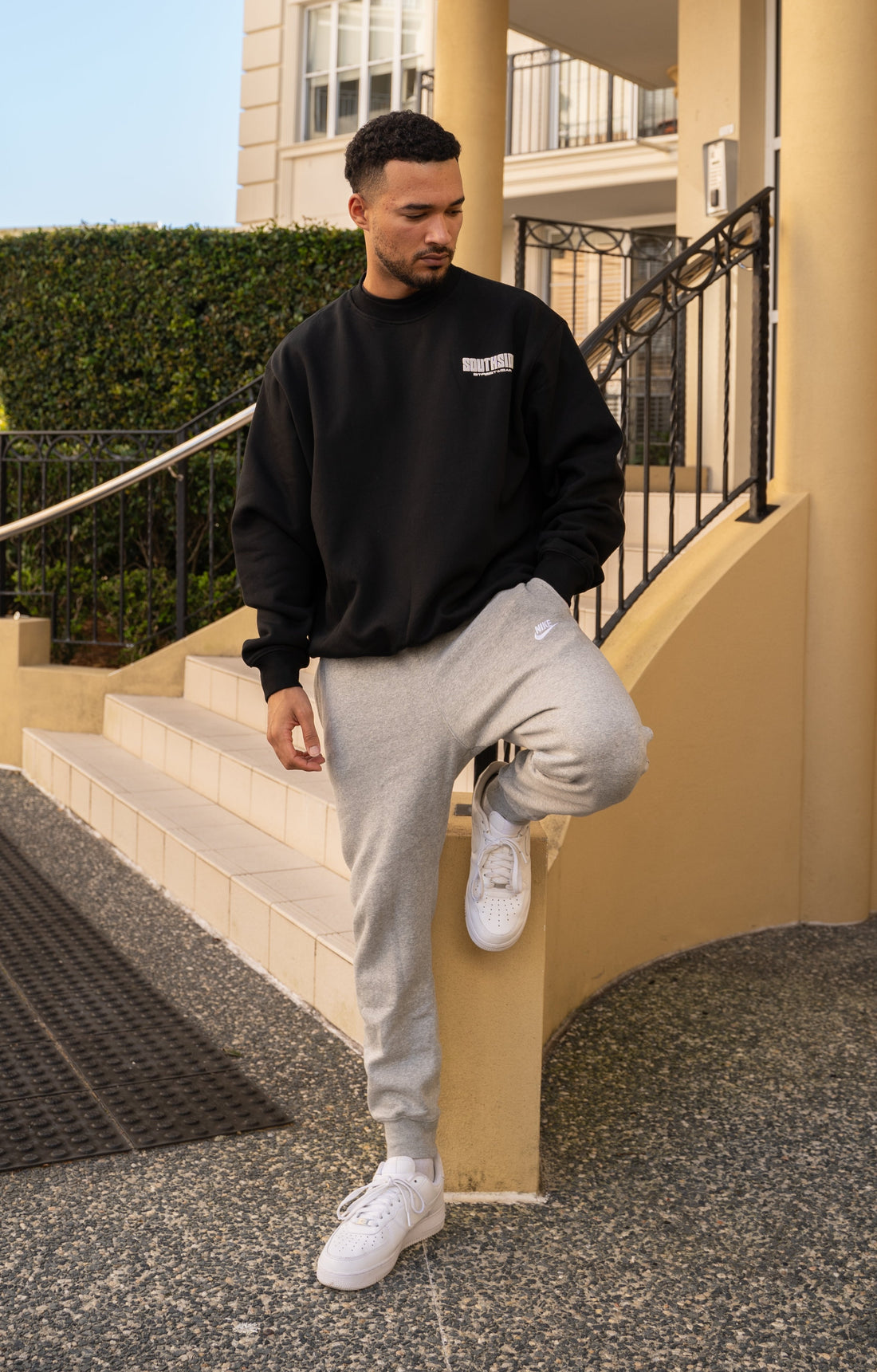 Southside - Motion Crewneck (Black)