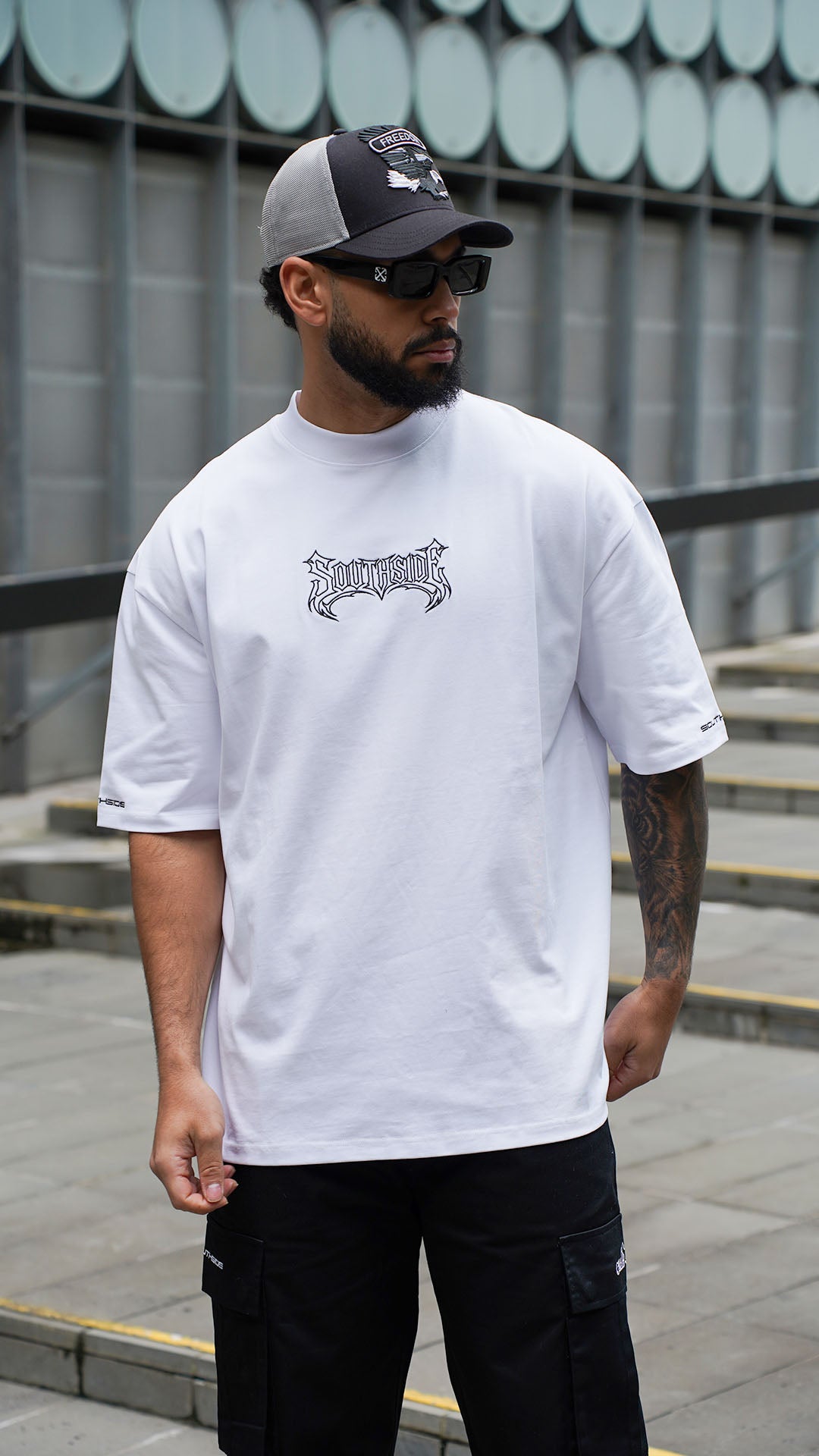 Southside - Obsidian (White)